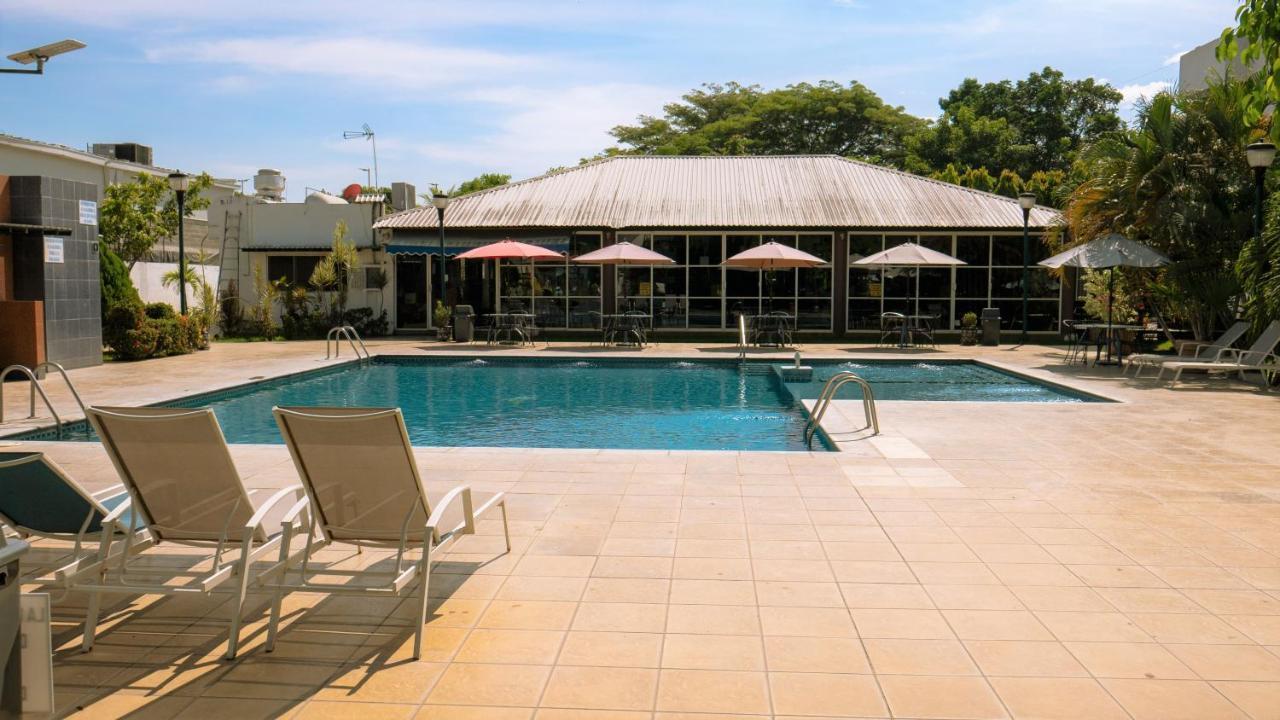 Hotel Plaza Mazari Suchiate エクステリア 写真