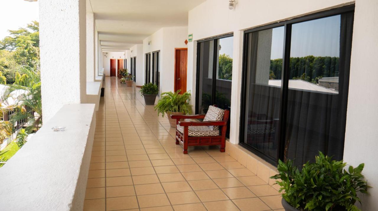 Hotel Plaza Mazari Suchiate エクステリア 写真